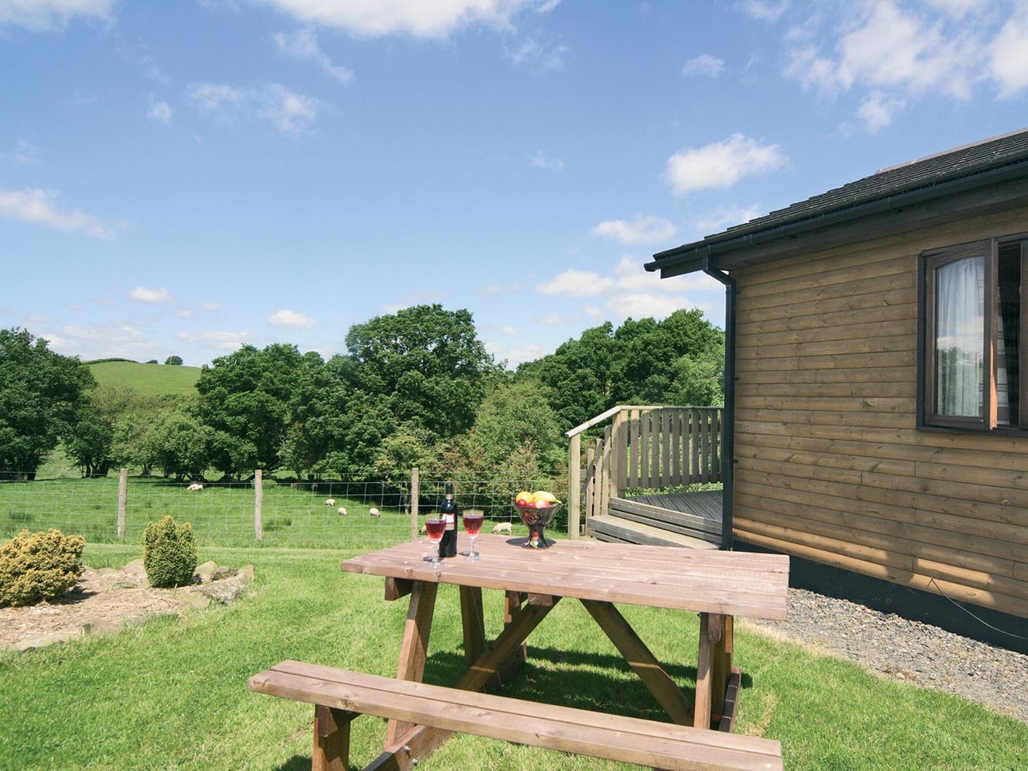 Woodside Lodge - Hw7520 Penybont Εξωτερικό φωτογραφία